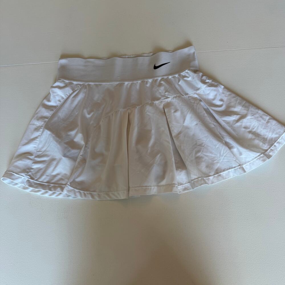 Nike Advantage Women's White Tennis Skort Pleated Size Large Dri Fit Golf